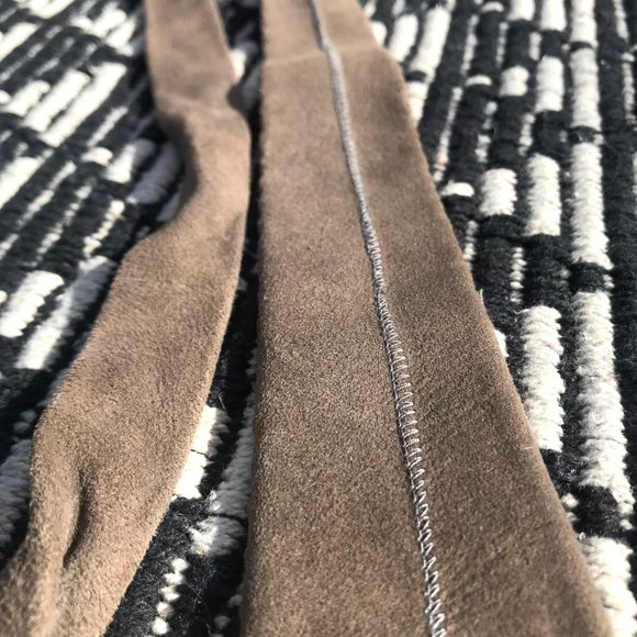 Unisex vtg Perforated Suede Necktie - Picture 6 of 6